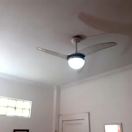 Lindo quarto na Praia de Botafogo-3