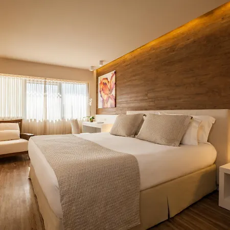 Square Design Hotel-2