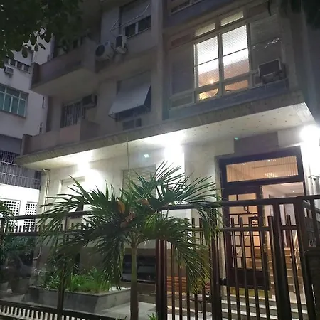 EXCLUSIVO 100m Praia Copacabana - 2qts - Varanda - Hidro - Maison Copa Prime-2