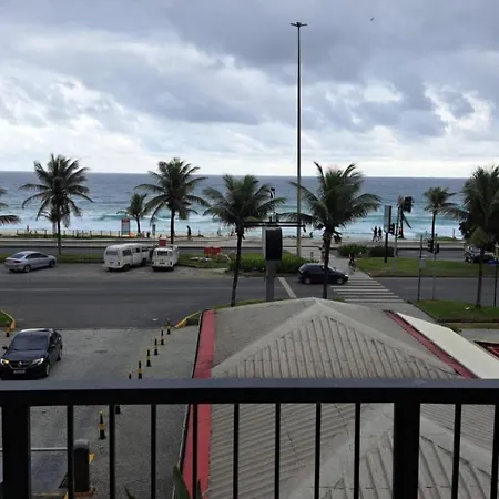 Apartamento com toda infra e em frente a praia-3