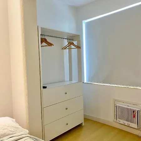 Apartamento Encantador Leme - Prédio na Orla-3