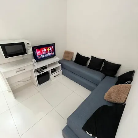 Loft em Copacabana,4 min da praia e metrô ao lado-3