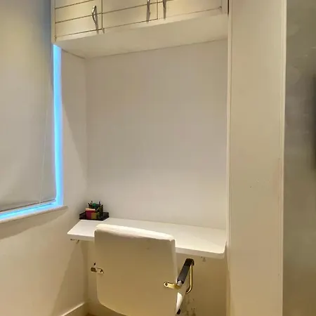 Apartamento Encantador Leme - Prédio na Orla-2