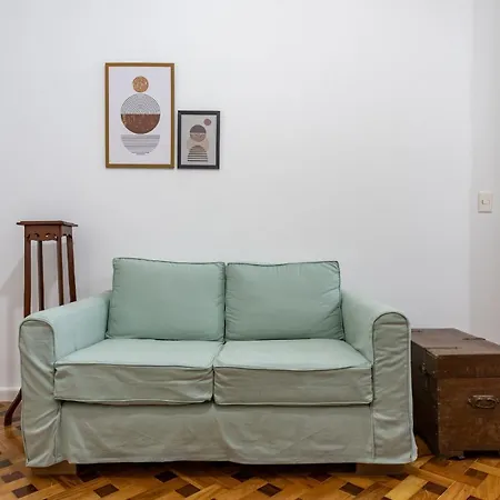 Gracioso no Leblon - 2 quartos - AP102-3