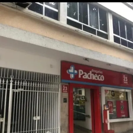 MARAVILHOSO QUARTO E SALA até 4 PESSOAS NO LEBLON na Av ATAULFO DE PAIVA-2