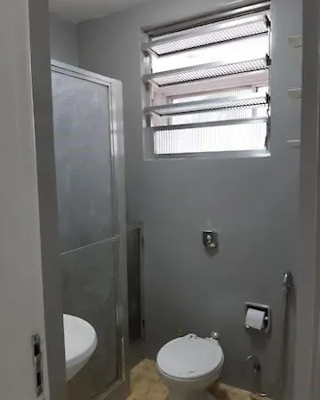 Lev Apartments - Studio Copacabana Posto 5 - 400m da Praia-3