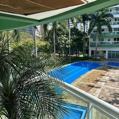 Suíte no coração da Barra-3