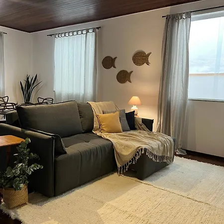 Muito espaço e conforto, ótima localização em Copa-3