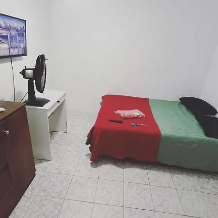 Kitnet A Uma Quadra Da Praia.-2