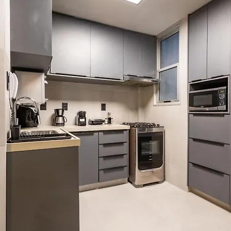 Perfeição no Leblon - Imóvel moderno - AP302 Z1-3