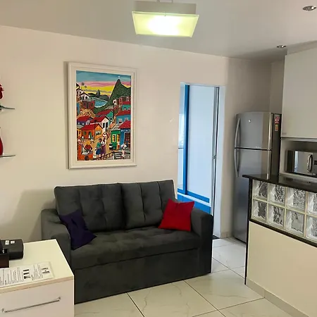 Fioravante'S Apartment-2