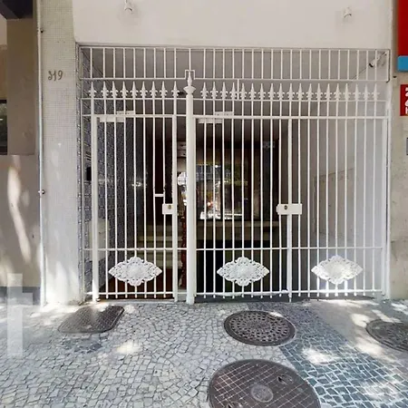 MARAVILHOSO QUARTO E SALA até 4 PESSOAS NO LEBLON na Av ATAULFO DE PAIVA-3