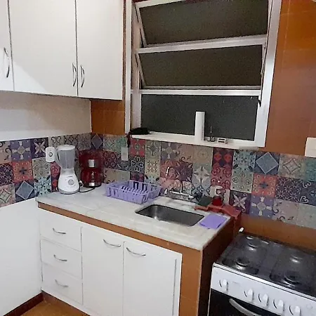 excelente apartamento Copacabana posto 5-3
