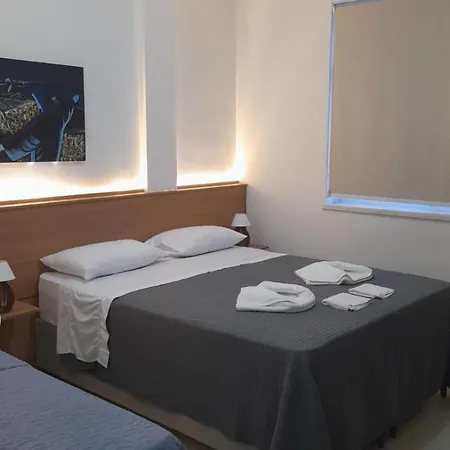 Ferienwohnung -Apartamento alemao em Copacabana , 100 metros da praia com Wi-Fi!-3
