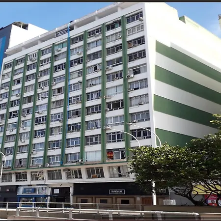 O Apartamento Copacabana Vista Mar quadra da praia, Rio de Janeiro continua Lindo!-3