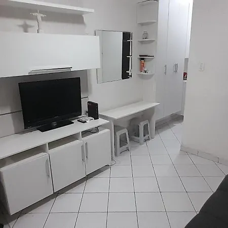 Apto Copacabana - Posto 5 - ótima localização-3