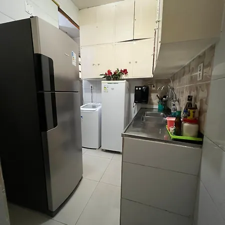 Hostel com quarto privado e banheiro compartilhado Proximo a praia-3