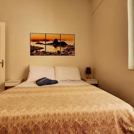 Excelente Apartamento a 1min da Praia de Copacabana-3