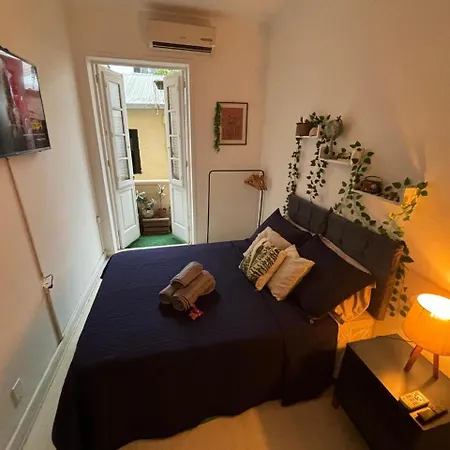Belíssimo quarto ou apartamento em Ipanema-2