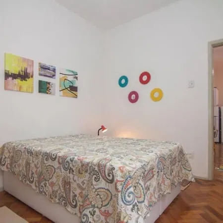 Apartamento charmoso na praia de Copacabana-2