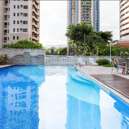 Confortável a 5 min da Praia da Barra da Tijuca-2