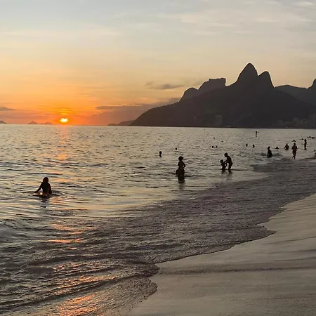 Ao lado da Praia em Ipanema Leblon-3