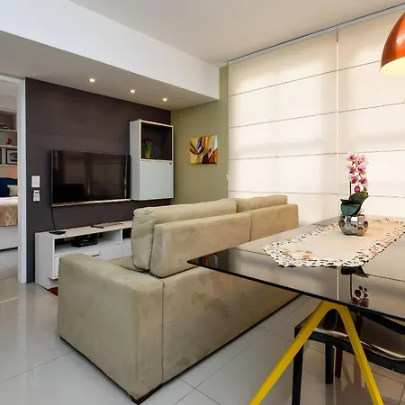 Apartamento Moderno Em Copacabana | Br 737/504-2