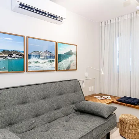 Quarto&Sala A 170M Da Praia De Ipanema | Fa 49/302-2