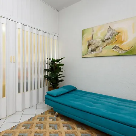 1Quarto Em Copacabana A 450M Da Praia | Br 811/805-2