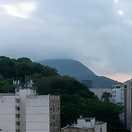 Apto Completo a 1km do Pão de Açúcar com Garagem-3