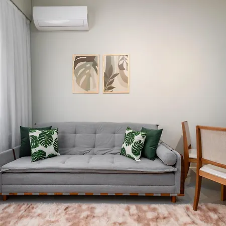 Lançamento, APT com 2 SUÍTES na QUADRA da PRAIA-3
