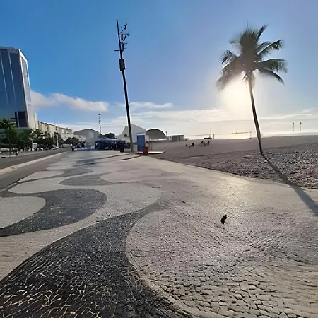 Magnífico Mezanino recém-reformado 2min. Praia-3