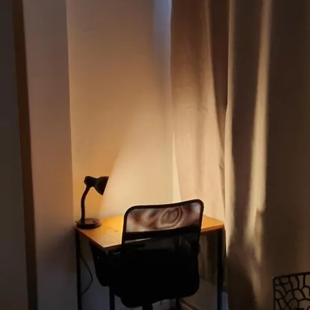Residencial Melita, studio com AC, perto da praia-3