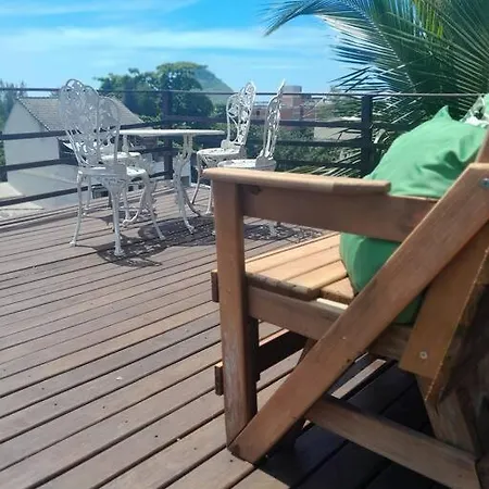 apartamento com Deck e vista mar - Loft Rocha-2