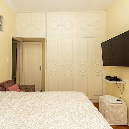 Lindo 3 Quartos - Quadra da Praia - Posto 5-3