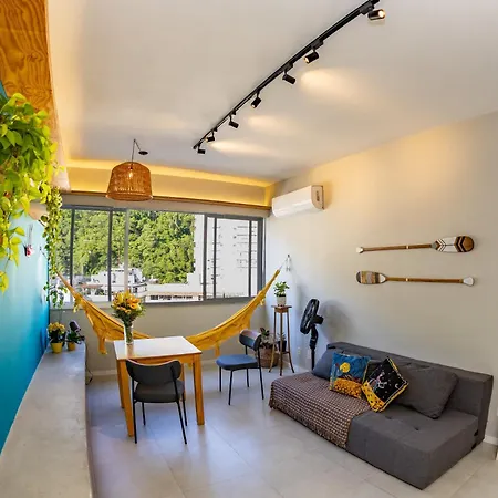 Charming Stay With Mountain Views-3