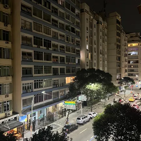 Apartamento em copacabana PÉ NA AREIA-2