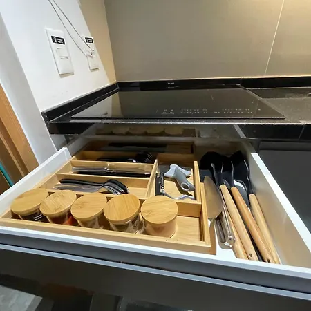 Apartamento novo no Leblon estúdio 705-3