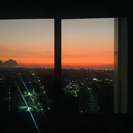 Apartamento INCRÍVEL COM VISTA MAR RJ-3