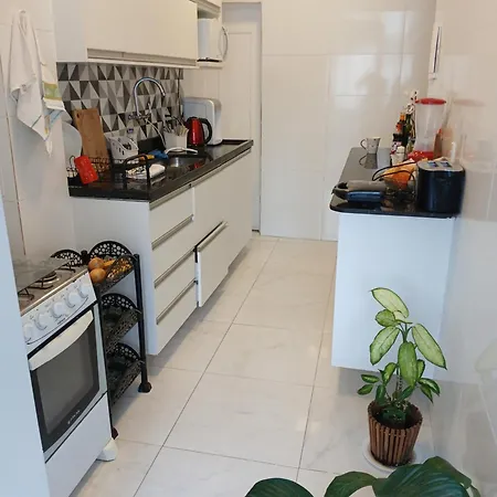 Beachfront Room With Double Bed And Ac In A Shared Apartment-3