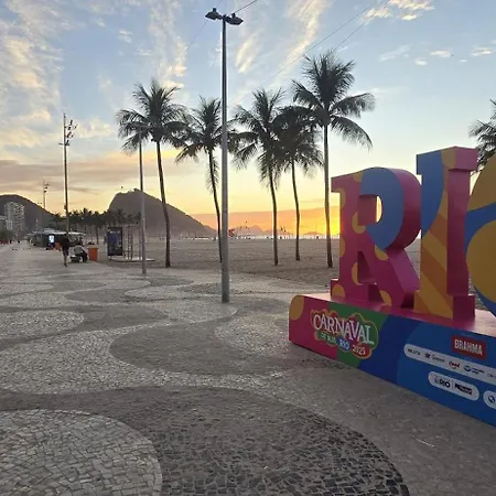 Apartamento 3 Quartos a 2 Min da Praia Copacabana-2