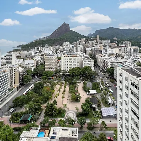 (1806) A 150 Metros da Praia do Leblon com Academia, Arrumação Diária, Vista Mar e Vista para o Cristo-2