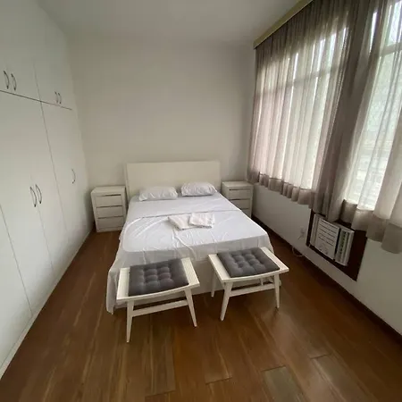 Ipanema Alto Padrão, 03 quartos com suíte, 03 banheiros, portaria 24h-3