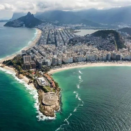 Comodidade no meio de Copacabana-2