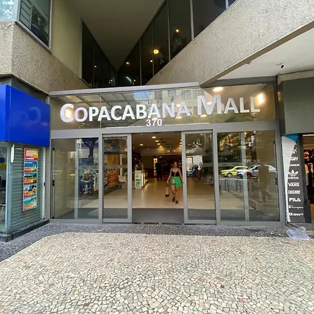 Lindo e luxuoso apto no coração de Copacabana-3