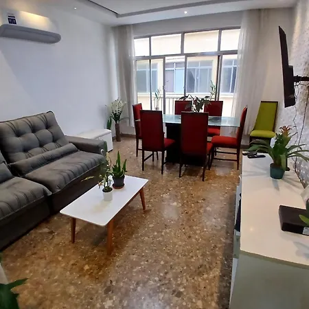 quarto em frente a praia com banheiro privativo em um apartamento compartilhador - oom with private bathroom in a shared apartment-2