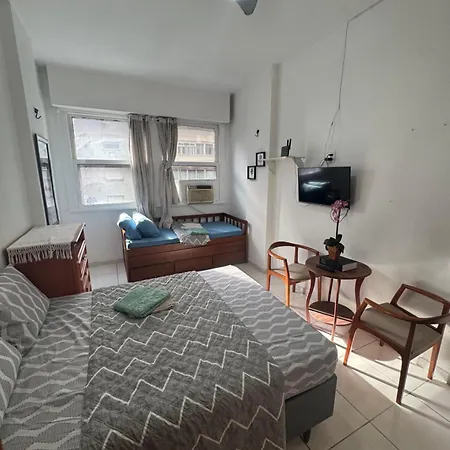 Apartamento Esquina da Praia, 2 minutos da Praia de Copacabana Posto 02-2