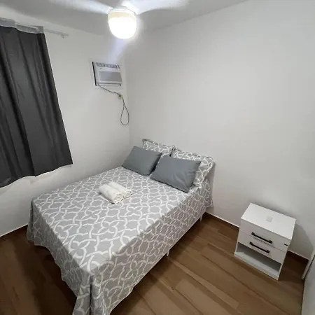 Quarto e sala com varanda-3