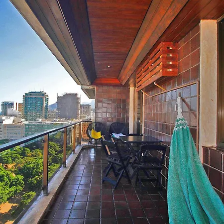 Incrível sala e quarto com varanda em Ipanema-2