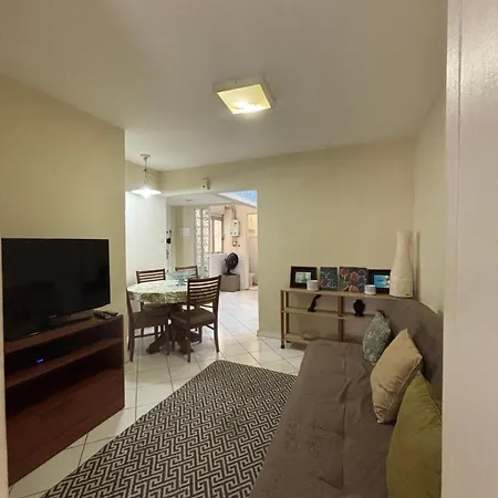 Apartamento mobiliado em Copacabana a 100m da praia-3